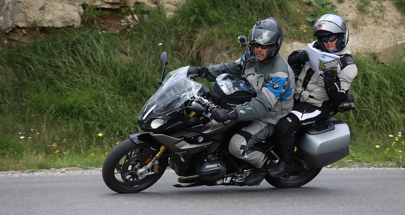 Rob & Gretchen on the road